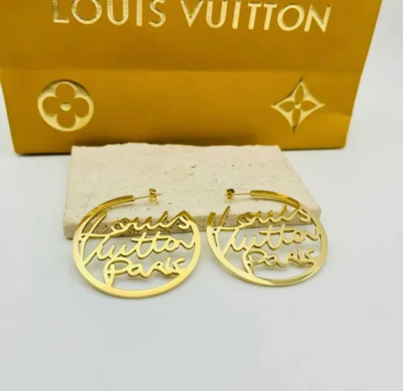 LeVee Signature hoops