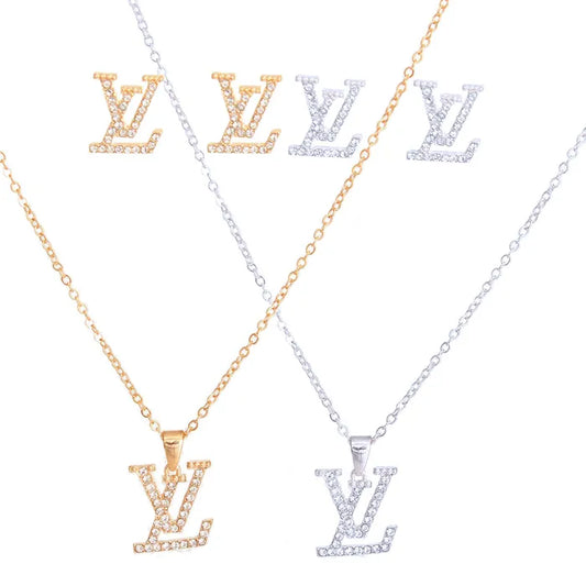 LVee necklace set