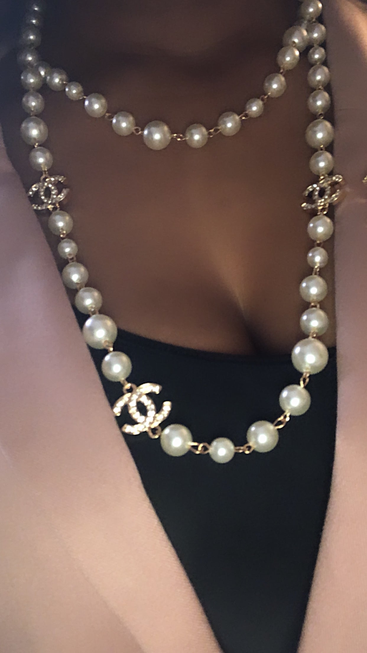 VP Pearls Necklace